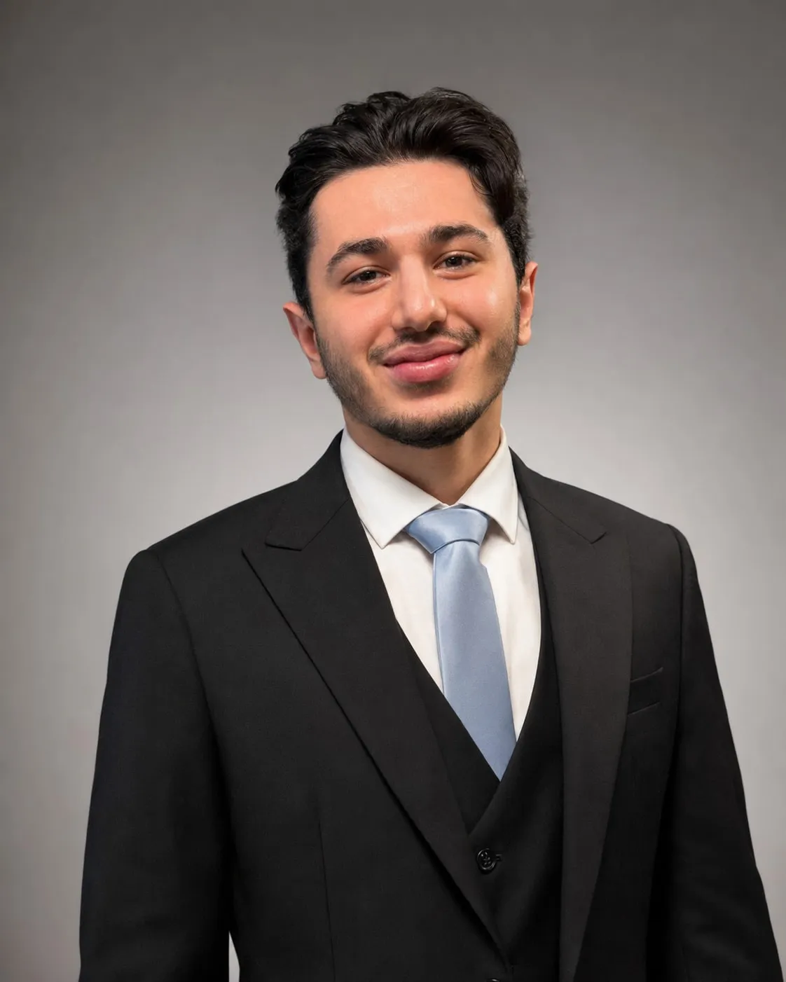 Studio portrait of Usama Kelani, Software & AI Engineer
